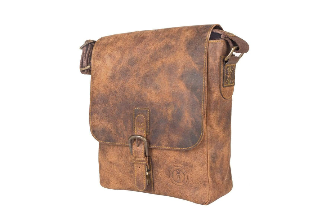 Nomad men's leather messenger bag