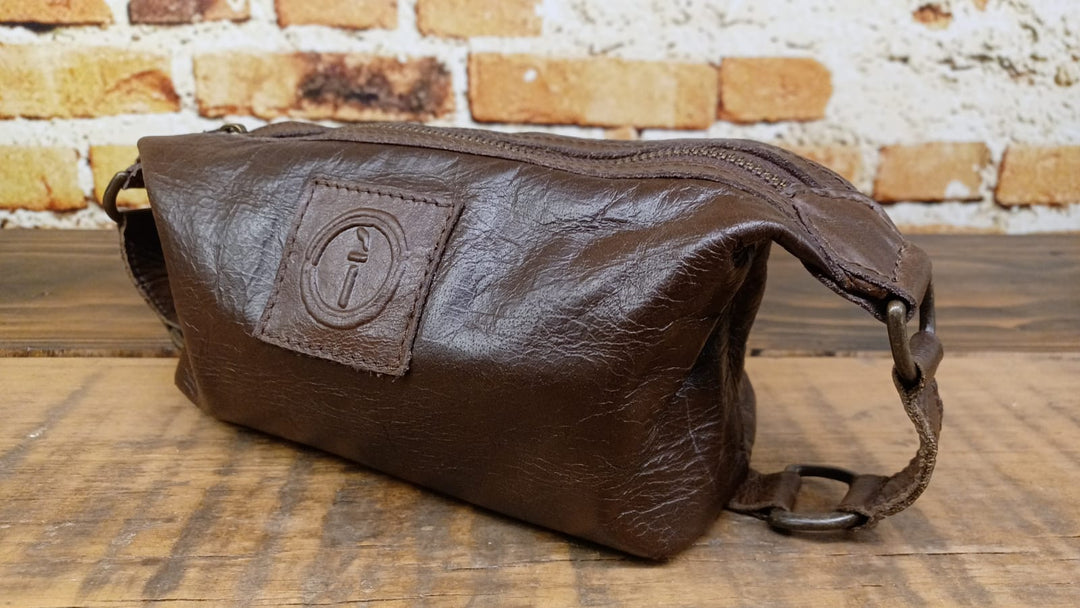  Toaster leather toiletry bag online
