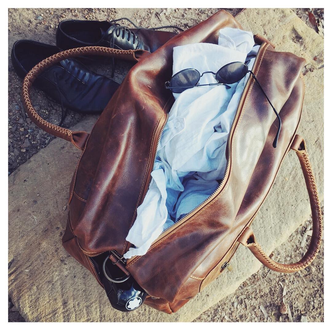 Classic Duffle leather travel case online