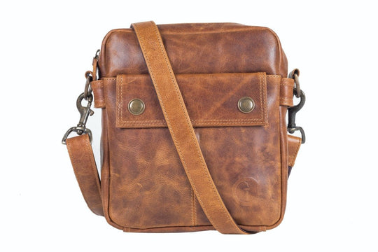 Indepal's compact leather bag - reiver small