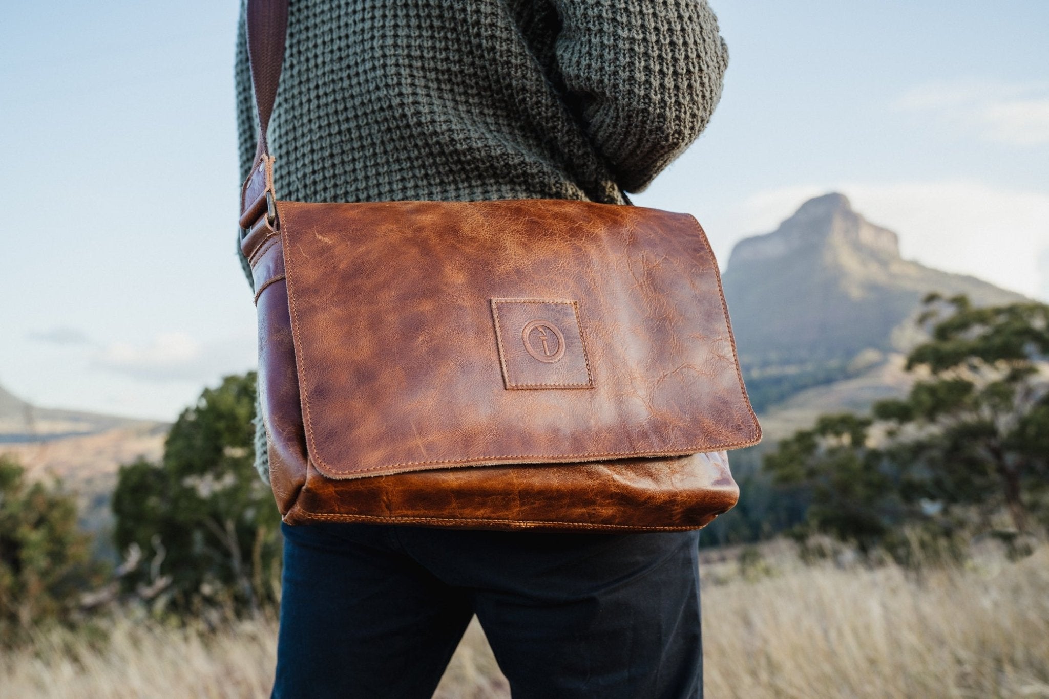 Messenger leather bag outlet for man